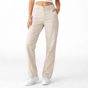 Chico's Ankle-Length Pants in Light Taupe size:05 (6)
